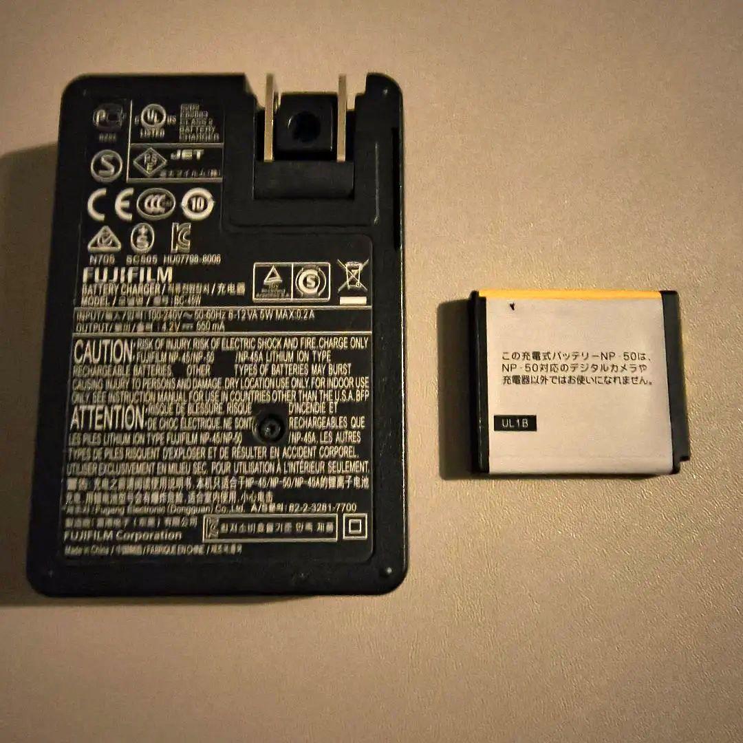 【極美品】FUJIFILM FINEPIX REAL 3D W3