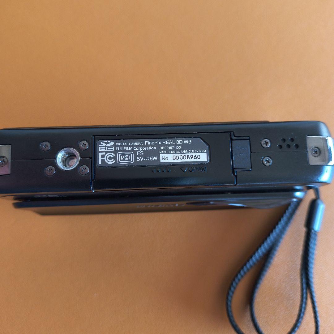 【極美品】FUJIFILM FINEPIX REAL 3D W3