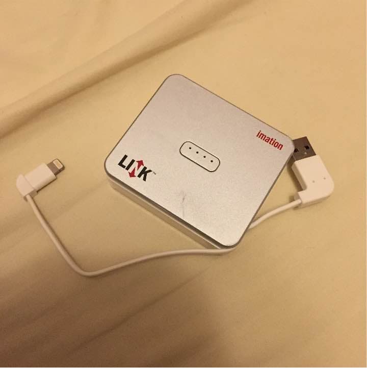LINK IMATION 充電付データ移動の機械