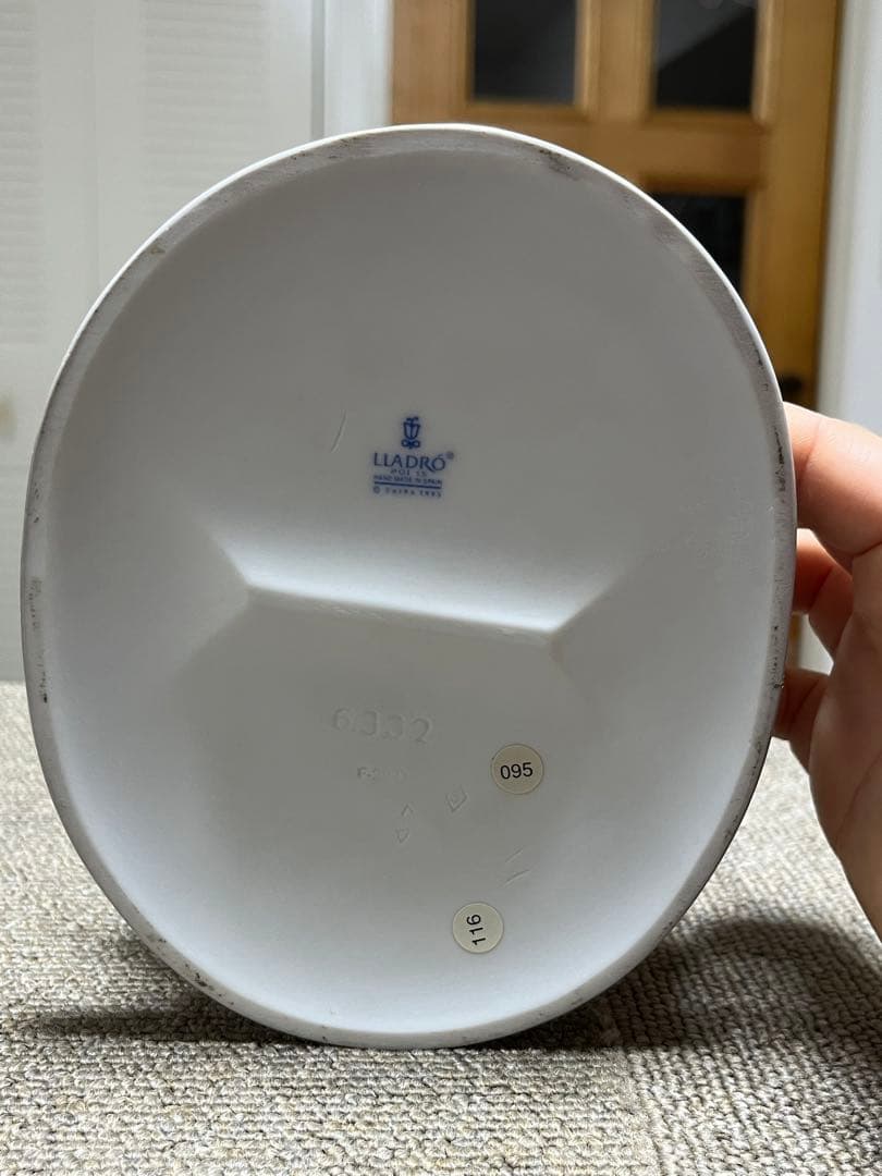 LLADRO リヤドロ チェロを弾く少女