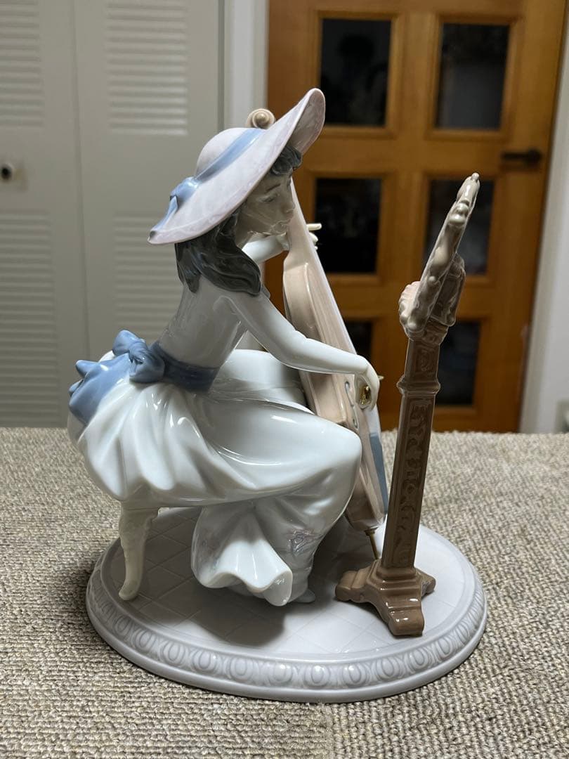 LLADRO リヤドロ チェロを弾く少女