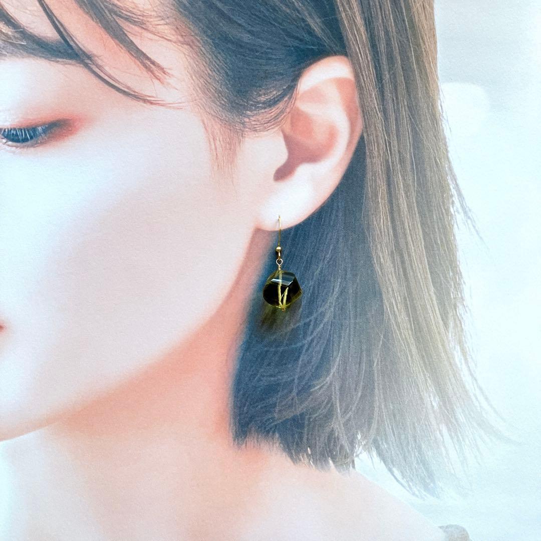 Kaya◆大粒ひねりコンケーブカット✧ハニークォーツピアス✧14kgf