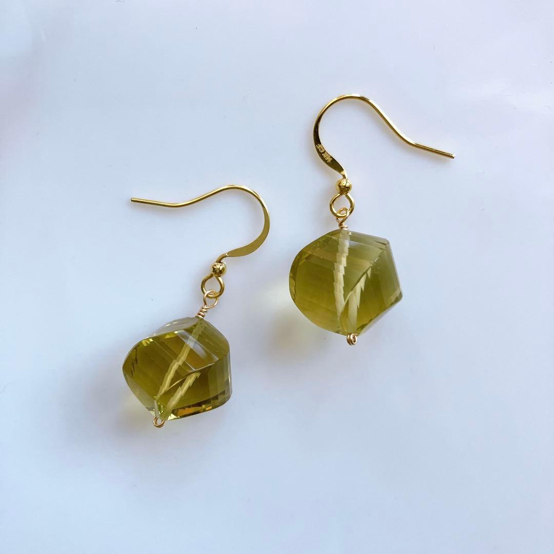 Kaya◆大粒ひねりコンケーブカット✧ハニークォーツピアス✧14kgf