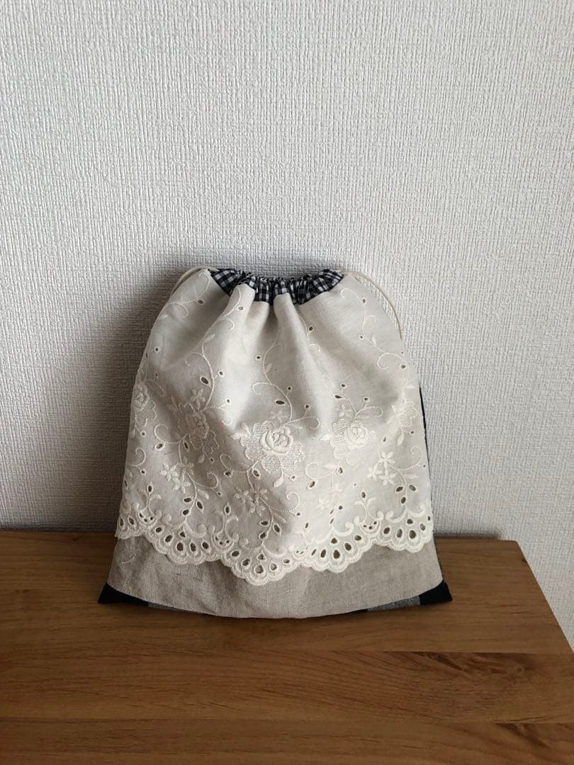 117.リネンとレースの巾着袋　ナチュラル　限定