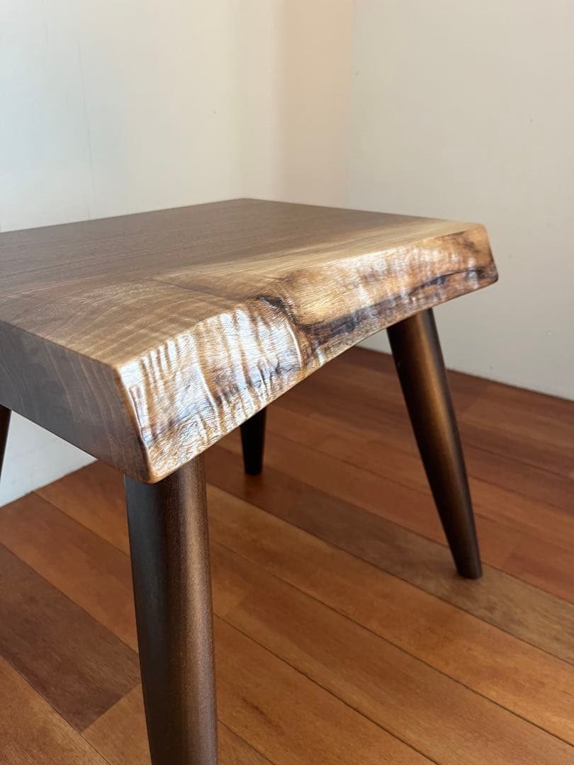 アメリカンブラックウォーナットスツール　無垢材