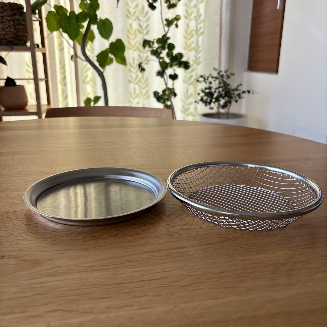 ステンレス　ボール　ざる　トレー