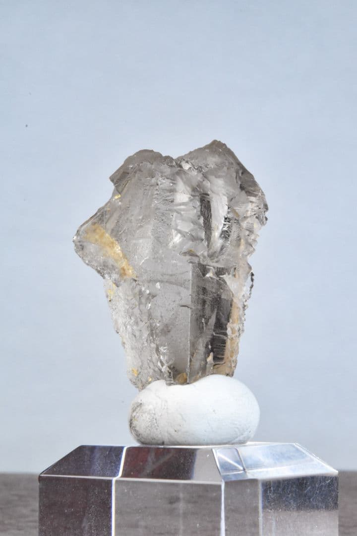 ザギ・マウンテン産 スモーキーアイスクリスタル