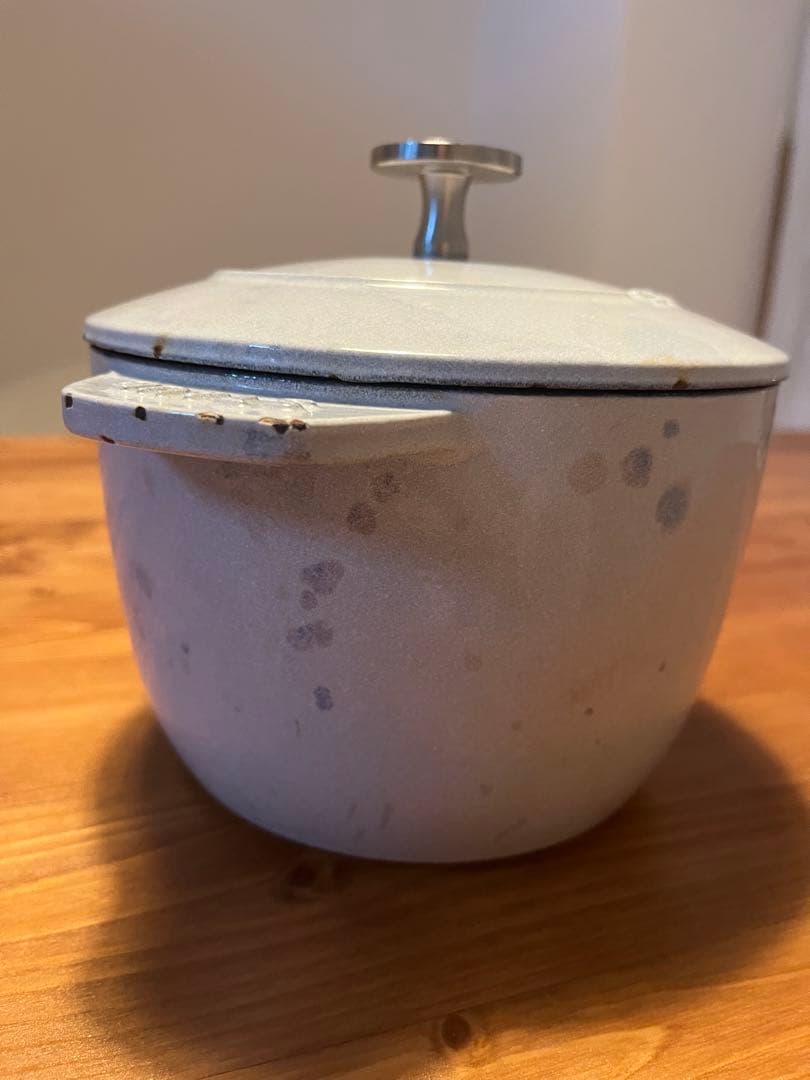 STAUB グレー
