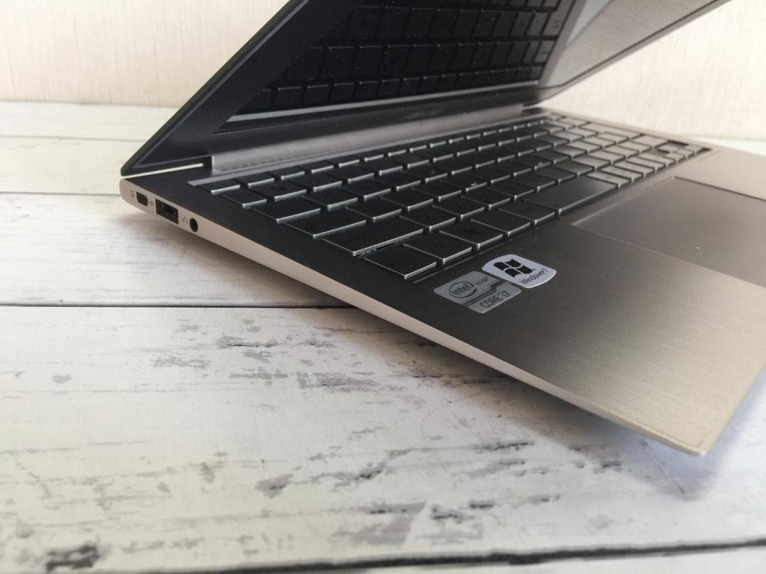 ASUS UX21E 11.6 型 薄い・軽い/SSD/Office/Win11