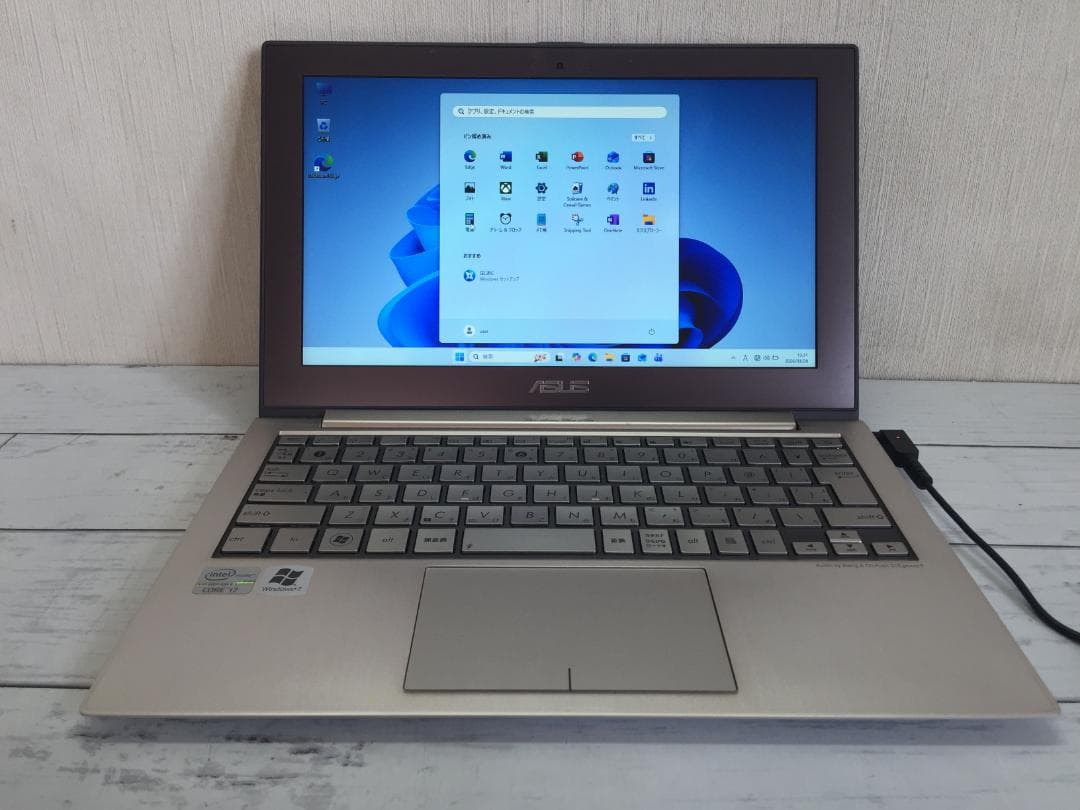 ASUS UX21E 11.6 型 薄い・軽い/SSD/Office/Win11