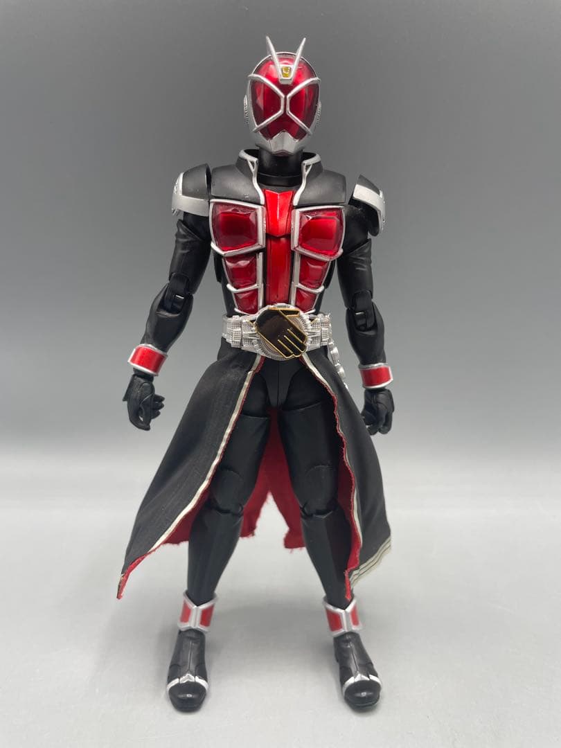 S.H.Figuarts 真骨彫製法 仮面ライダーウィザード フレイムスタイル