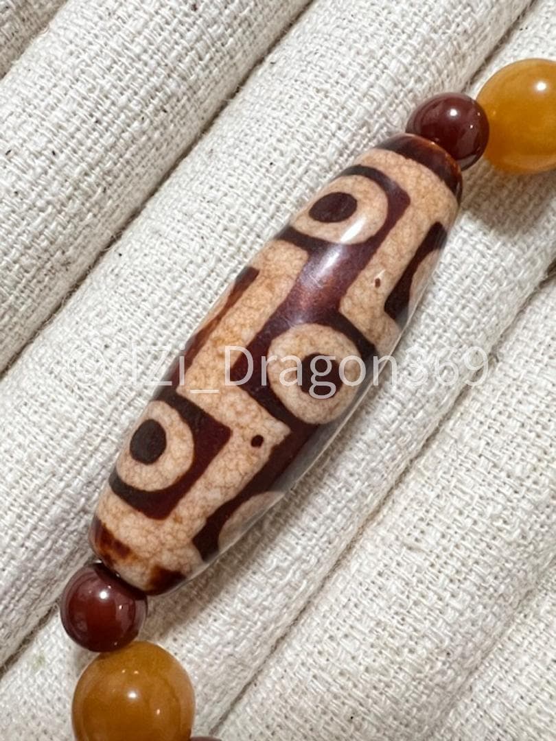 【入門用に如何でしょうか？？】dZI ジービーズ 上肯龍紋火供九眼天珠のブレス