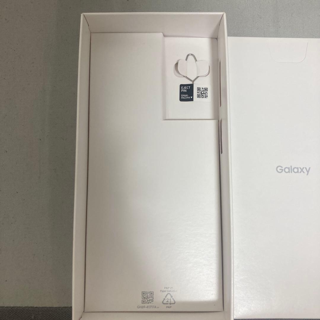 Ｍ*Ｔ様 Galaxy スマートフォン docomo ひび割れあり 箱付き
