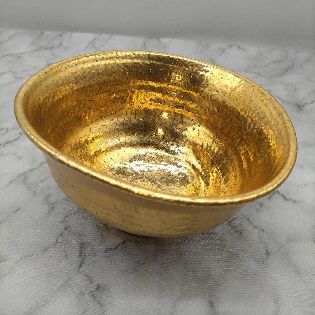 金色の茶碗２つ