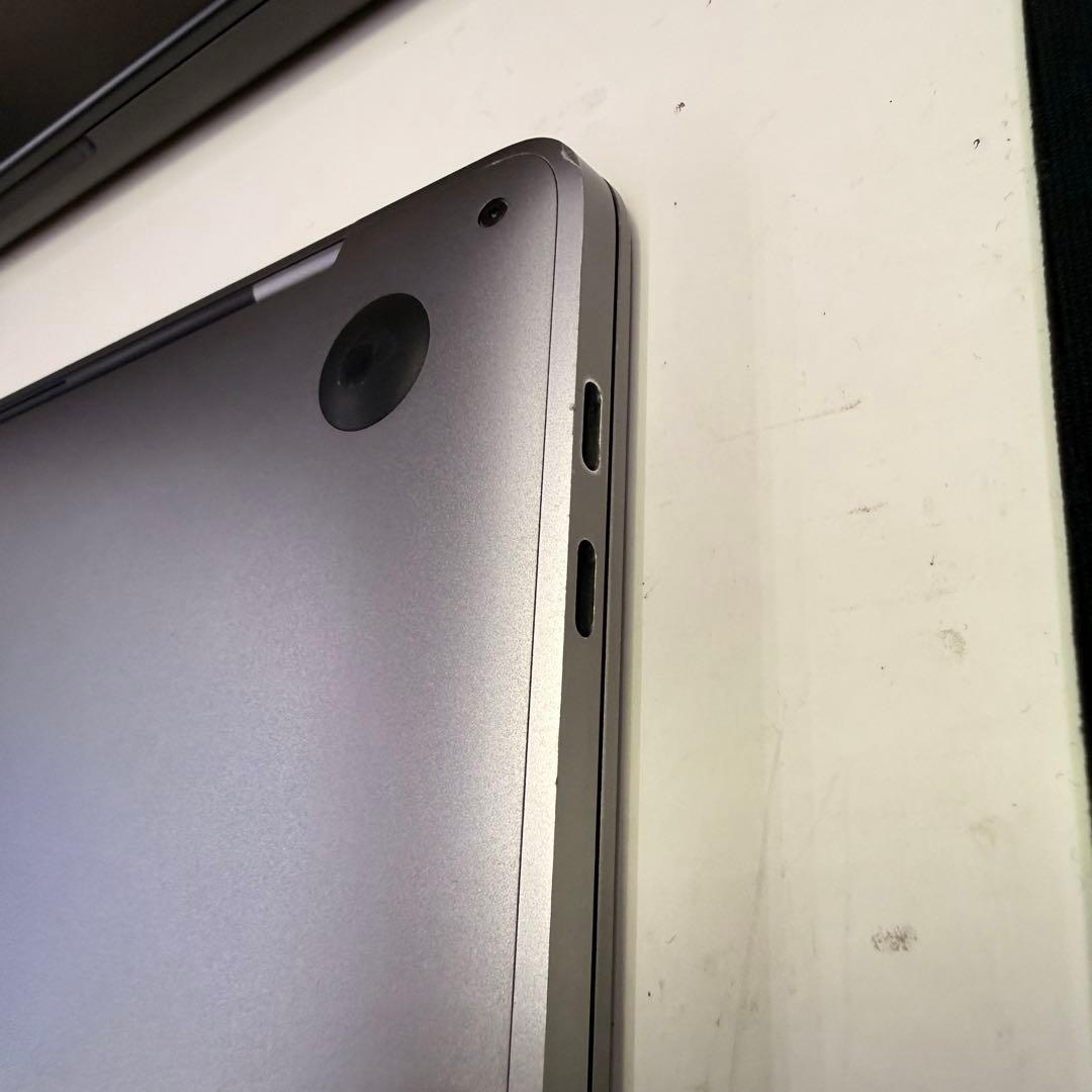 Apple MacBookPro 13インチ i5搭載　8GB/128GB極美品