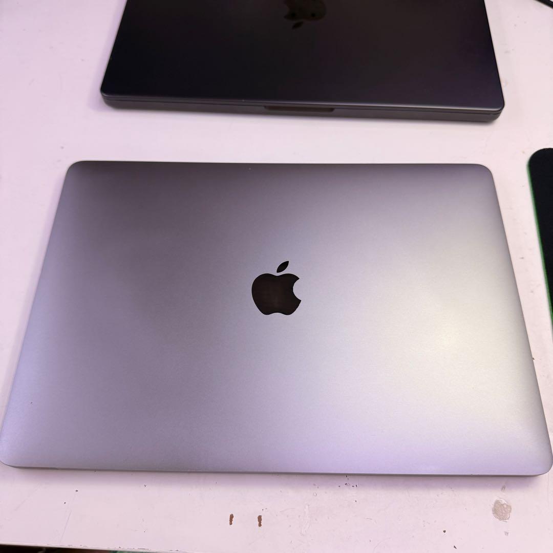 Apple MacBookPro 13インチ i5搭載　8GB/128GB極美品