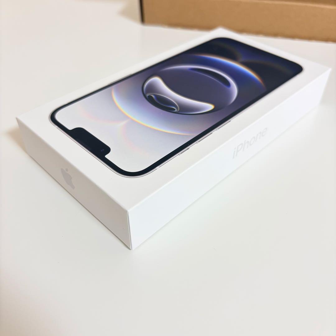 残債なし iPhone 16e 128GB ホワイト SIMフリー 新品ケース