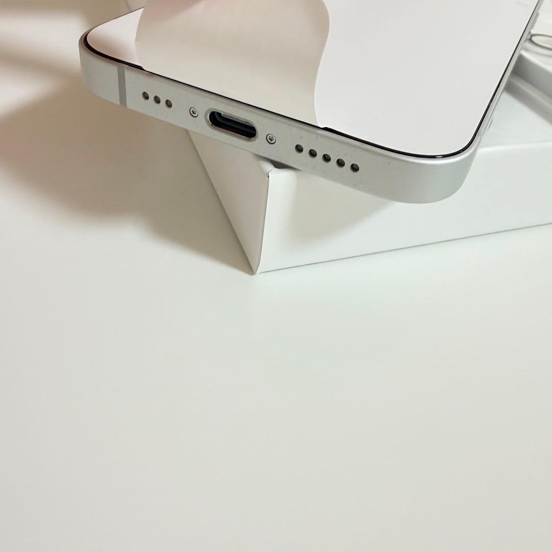 残債なし iPhone 16e 128GB ホワイト SIMフリー 新品ケース