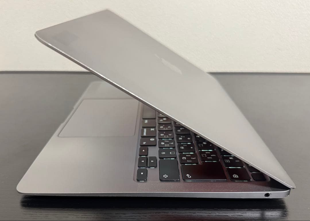 MacBook Air M1 16GB 512GB バッテリー残量82%