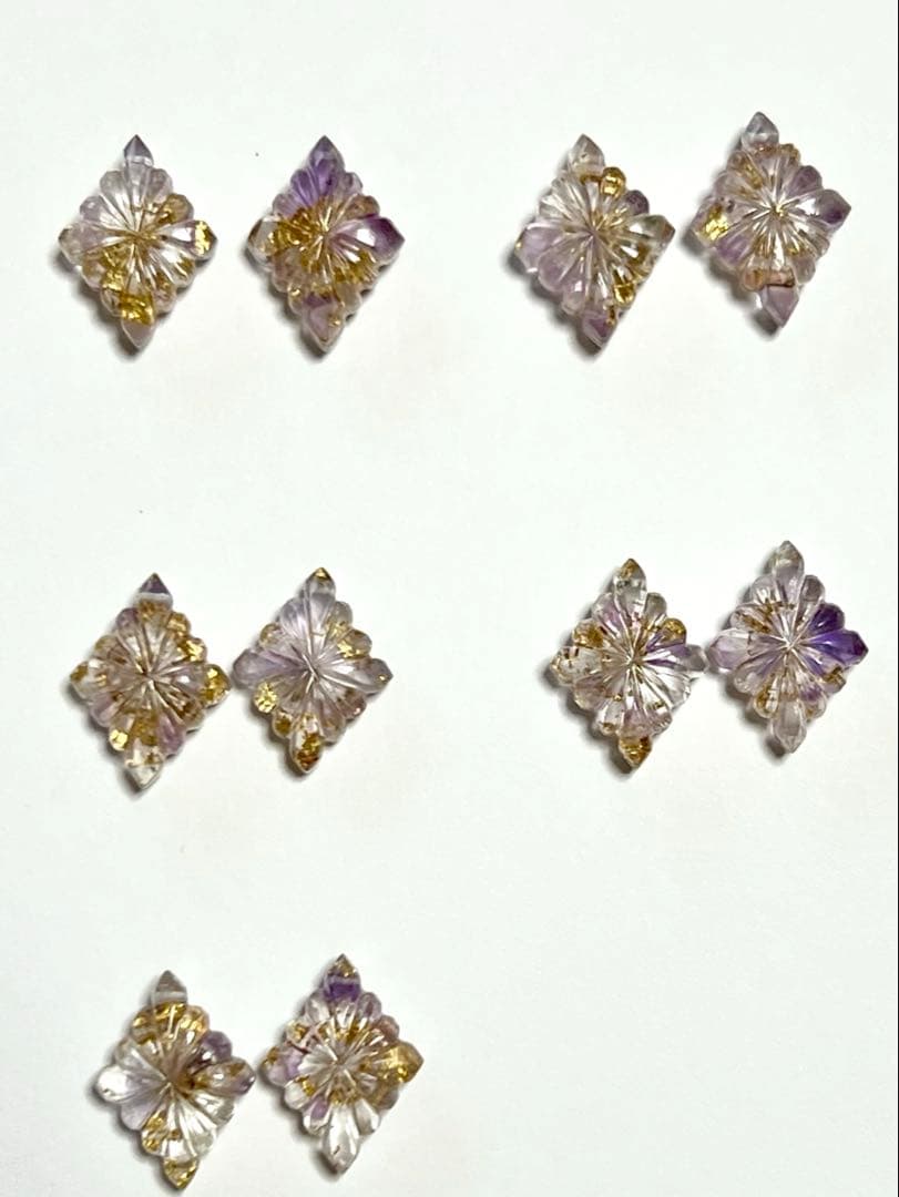 アメジスト、金箔入り　トリプレット　ローゼンジカービング