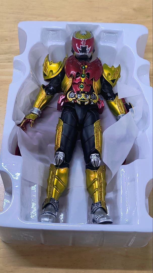 真骨彫 仮面ライダーキバ エンペラーフォーム