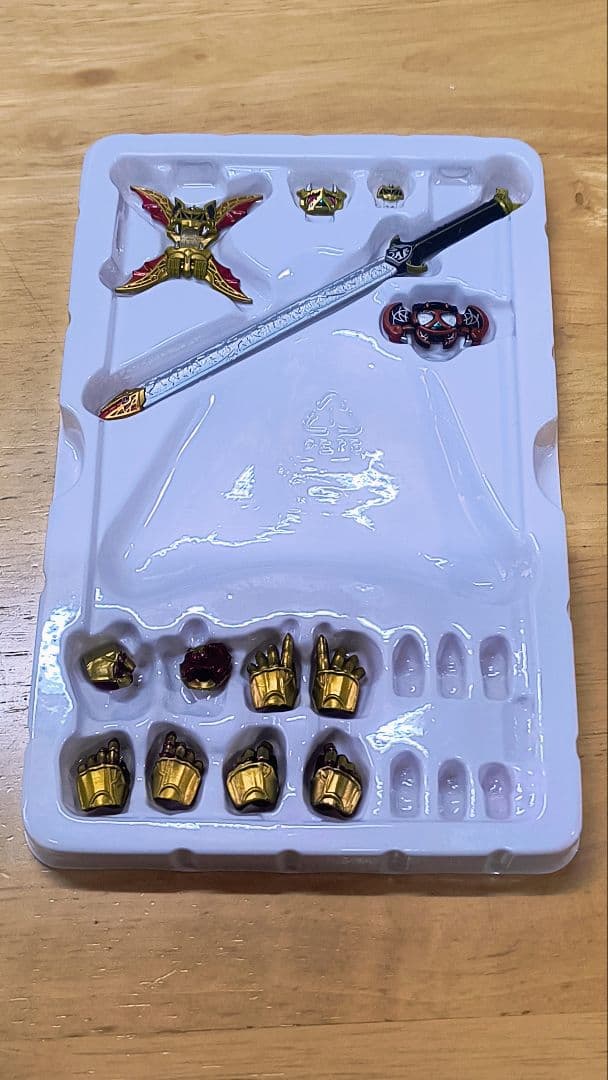 真骨彫 仮面ライダーキバ エンペラーフォーム