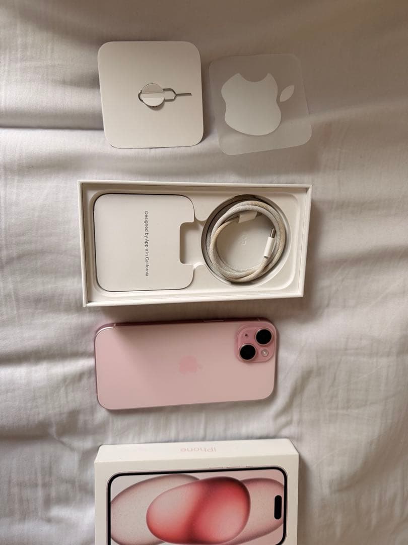 【美品】Apple iPhone 15 ピンク 本体