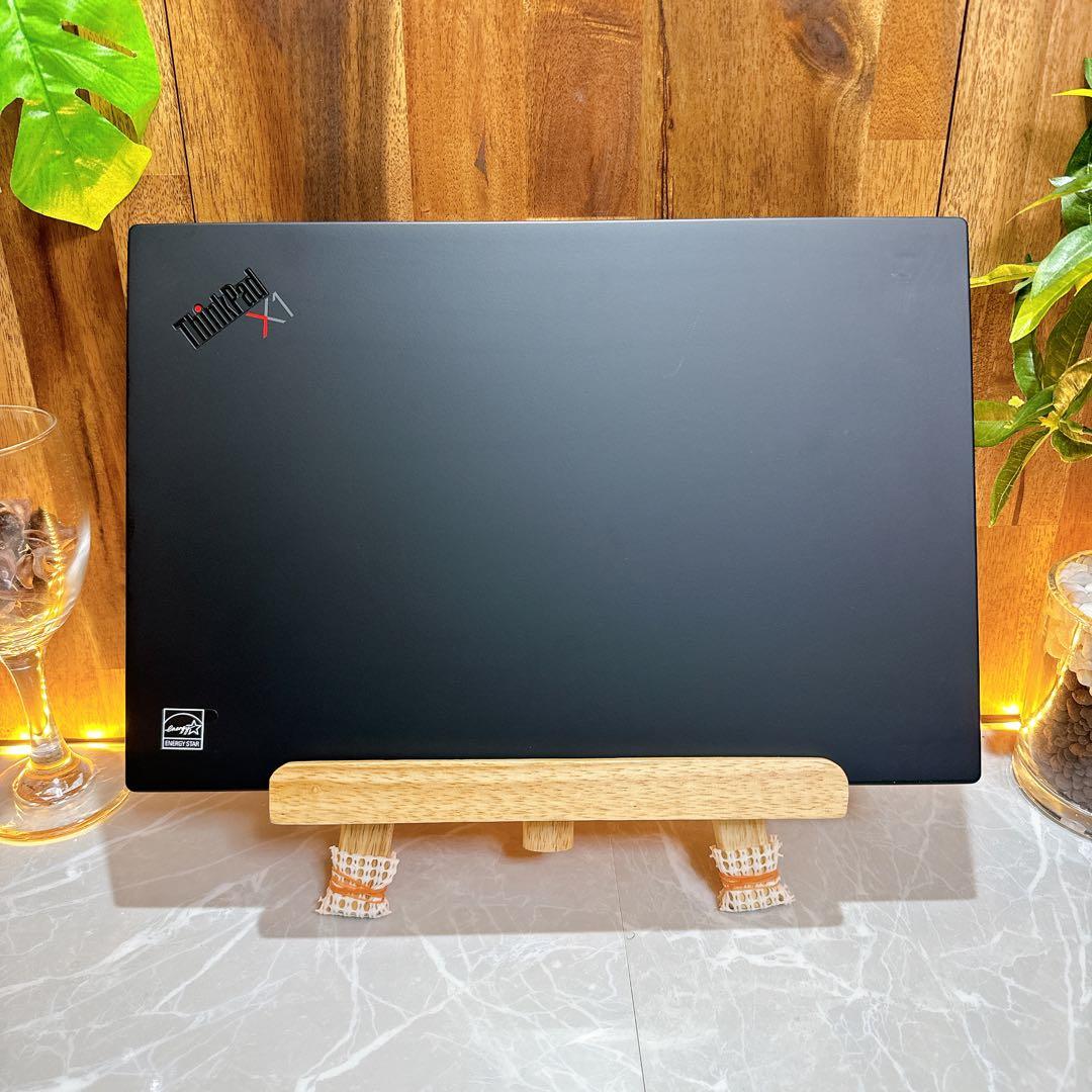 美品2020年式‼️ThinkPadX1☘最高峰i7☘タッチパネル☘ノートパソコン