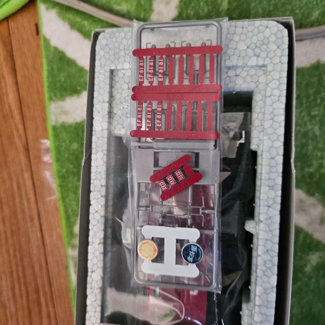 HOゲージKATO‥EF81北斗星カラー1両と客車基本セット4両+1両合計6両