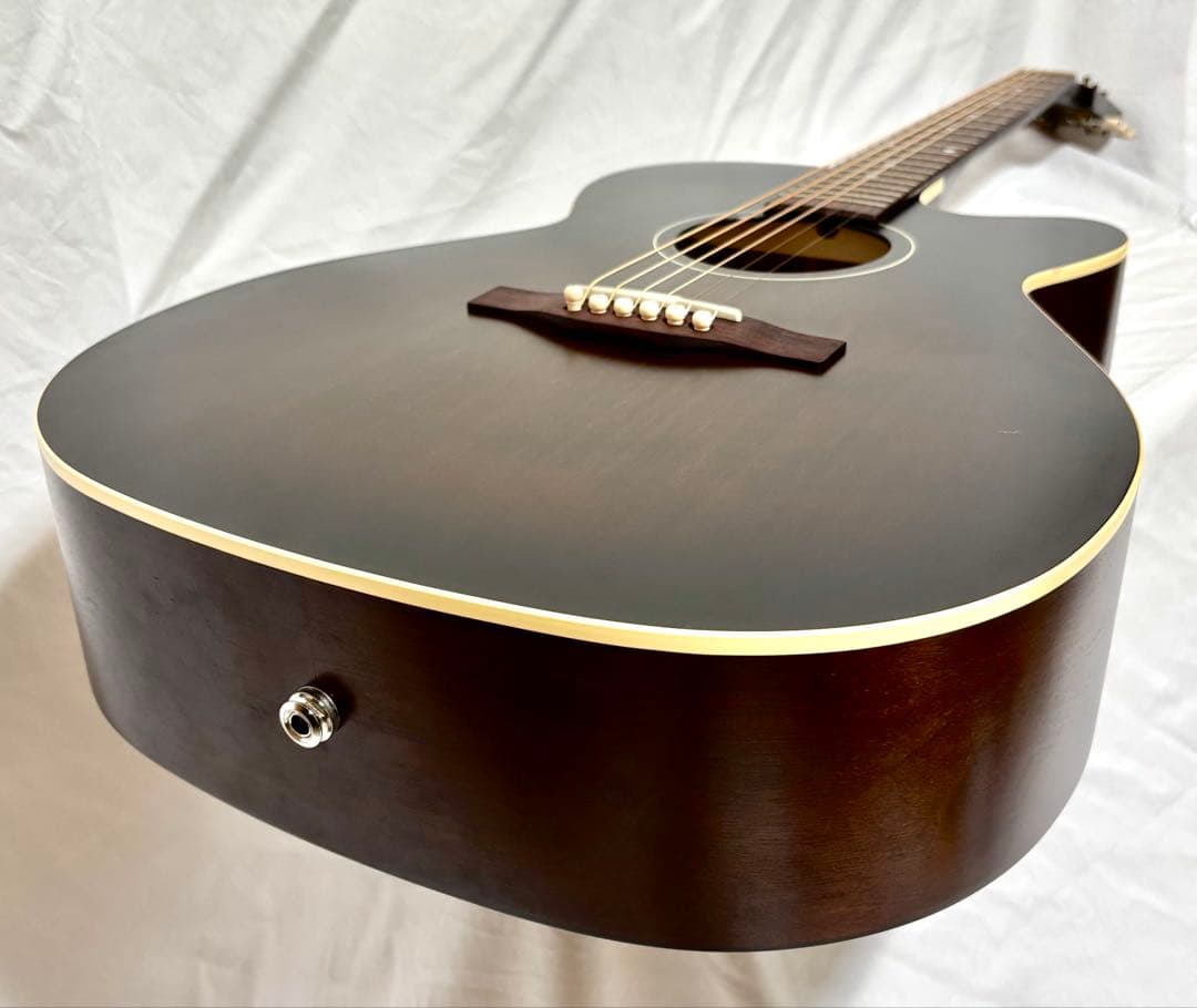 【美品、新品弦張替済】Art&Lutherie エレアコ Legacy
