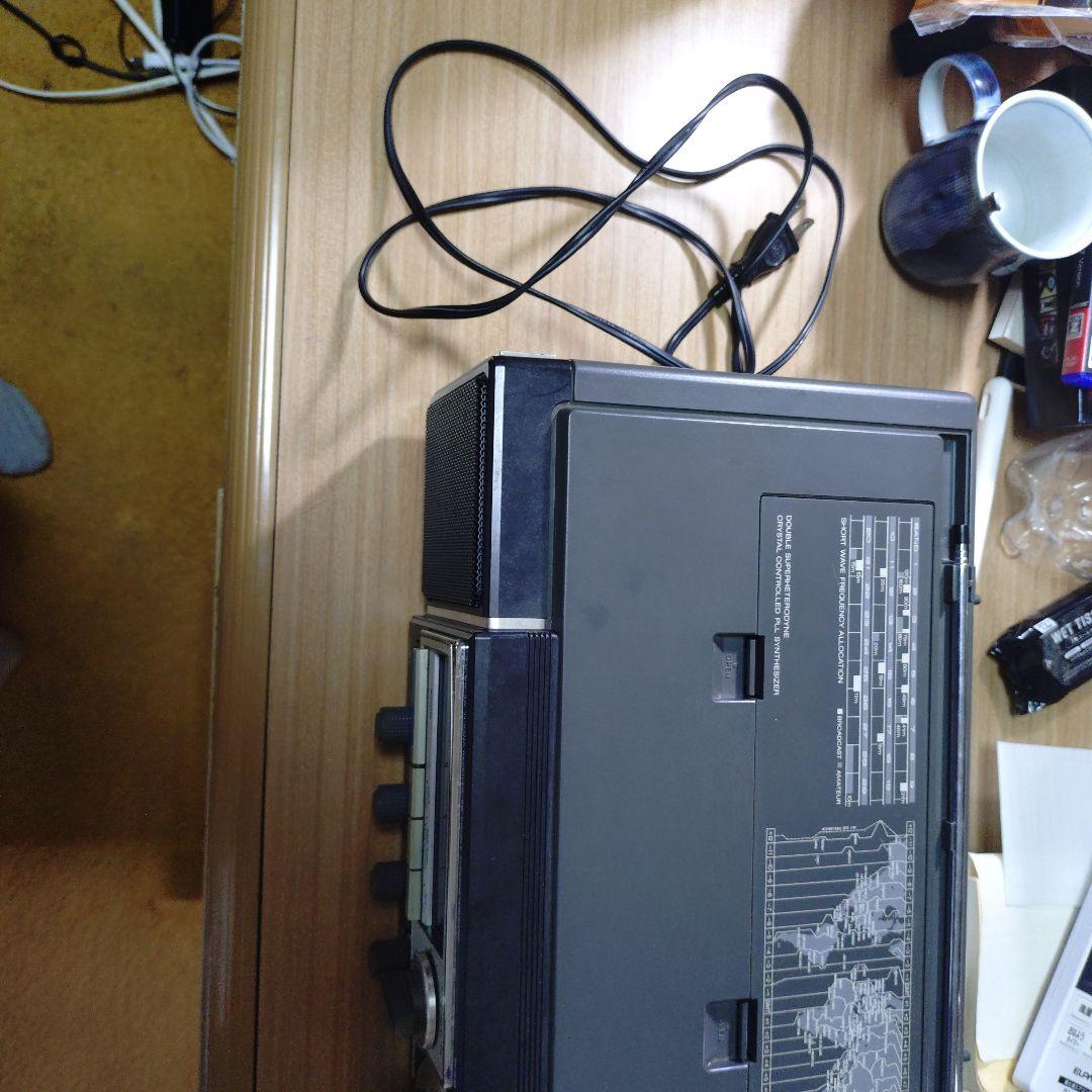 松下電工　BCLラジオ　RF-B30