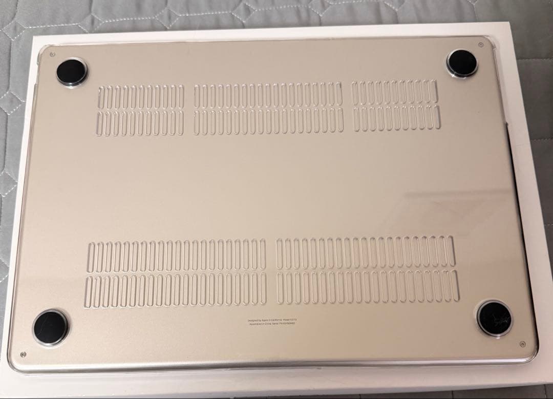 2024 MacBook Air M3 13インチ スターライト 256GB