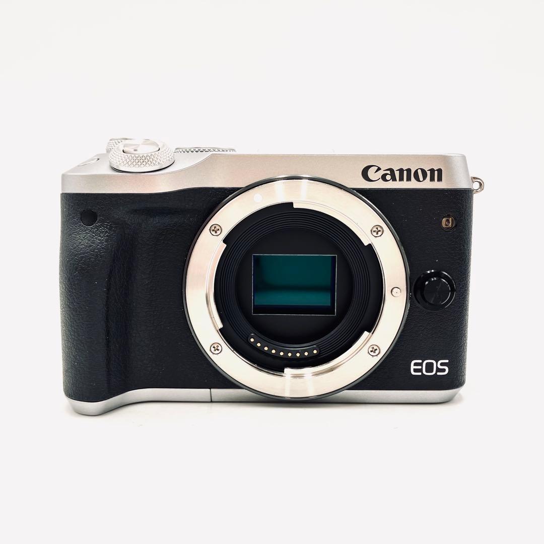 極美品♪ Canon EOS M6 ボディ