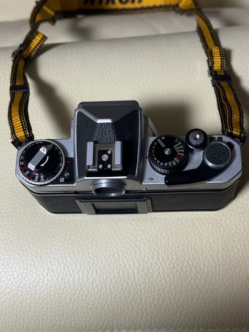 d*7様 【ジャンク】 Nikon FE2 フィルム一眼レフカメラ