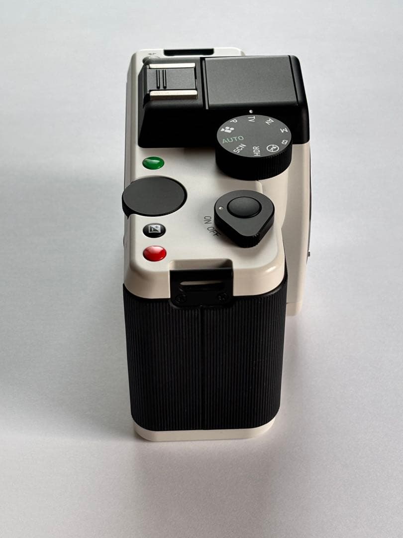 【ジャンク品】PENTAX K-01 デジタル一眼レフカメラ