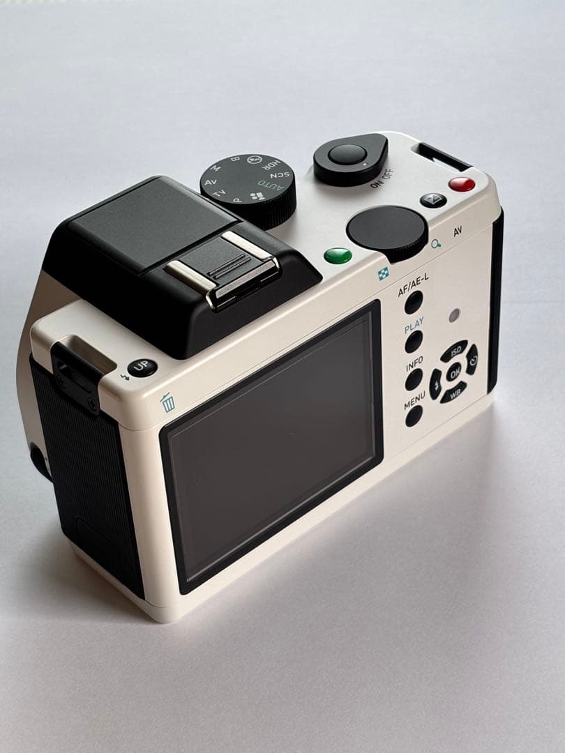 【ジャンク品】PENTAX K-01 デジタル一眼レフカメラ