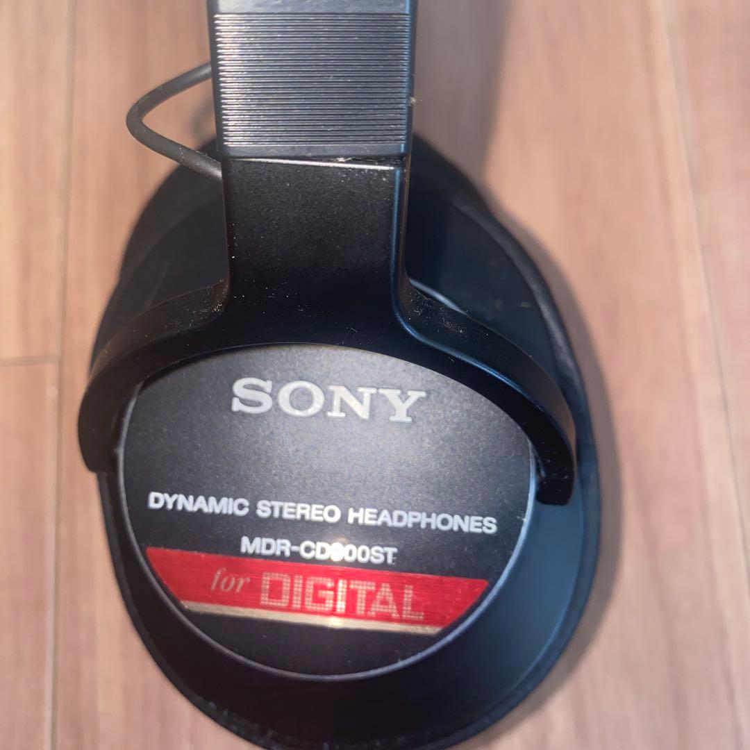 SONY 有線ヘッドホンMDR-CD900ST