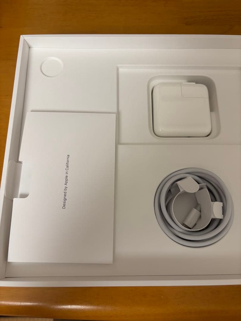 【美品】M1 MacBook Air 16GB/256GB｜バッテリー97％