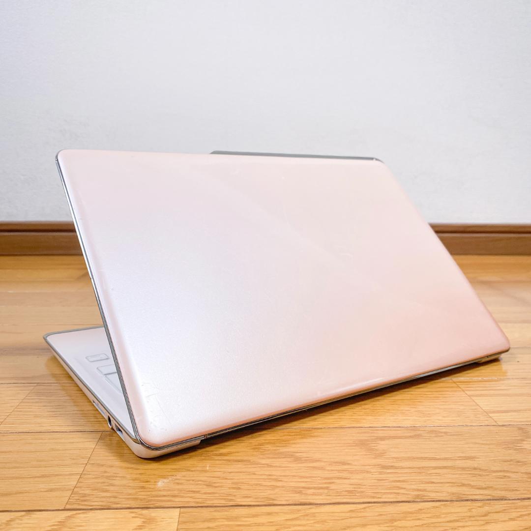 超希少✨女性にオススメ！i5 SSD480 メモリ8 かわいい小型ノートパソコン