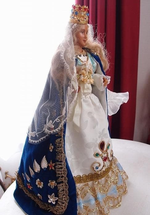 アンティーク ワックスドール キリスト教 宗教的な蝋人形 褐色 女王