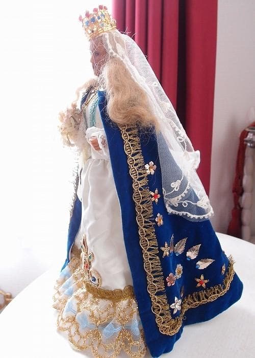 アンティーク ワックスドール キリスト教 宗教的な蝋人形 褐色 女王