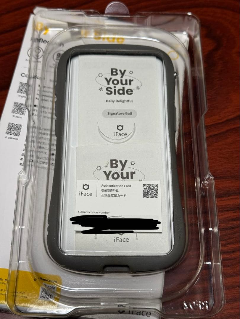 iPhone 16e 128GB ホワイト 美品 100% フィルム iFace