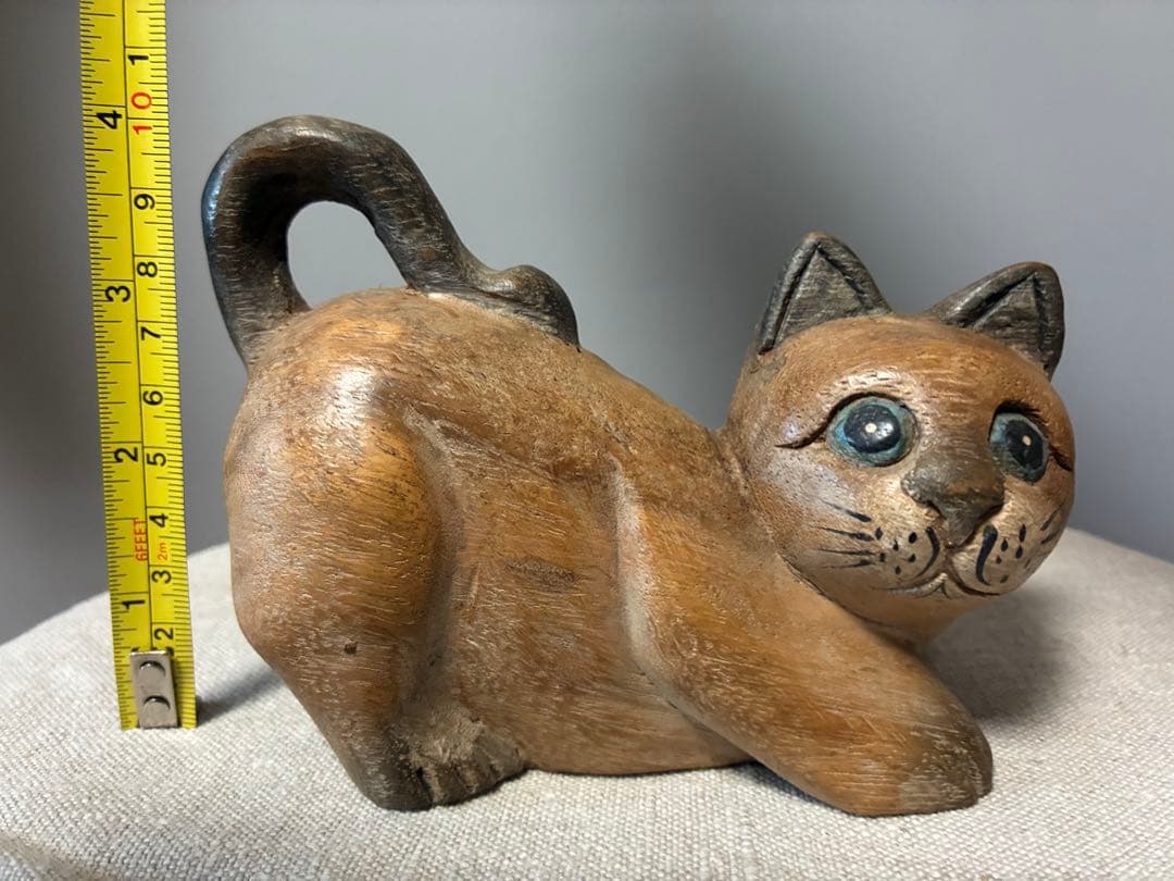 アンティーク 木彫り猫　ブルーアイ　50年代 骨董　木製 猫の置物　猫の彫刻
