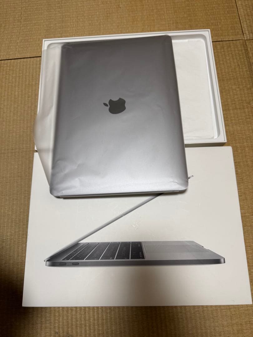 Apple MacBook Pro 13インチ スペースグレー256GB