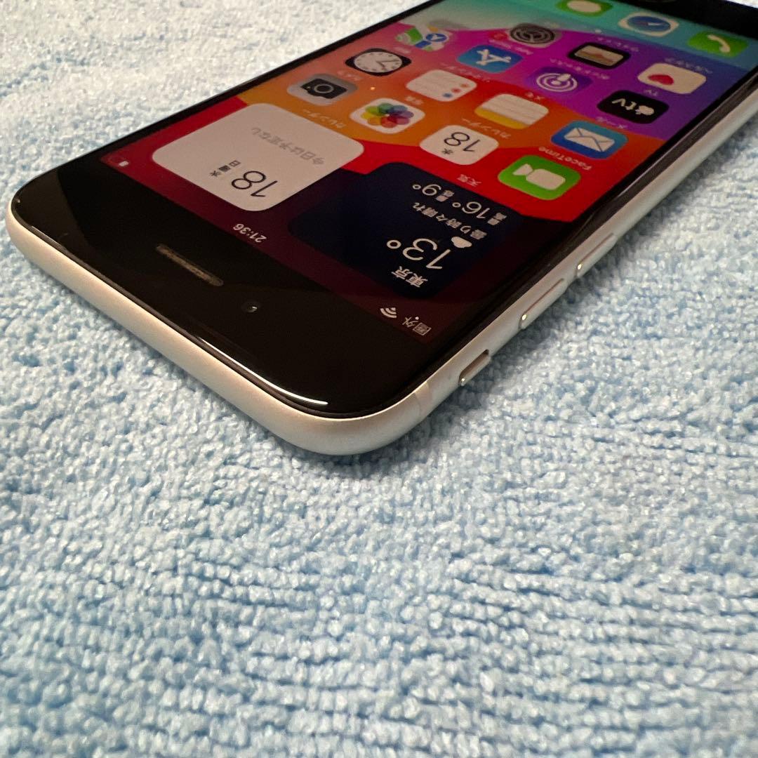 Apple iPhone SE2 第2世代 128GB SIMフリー