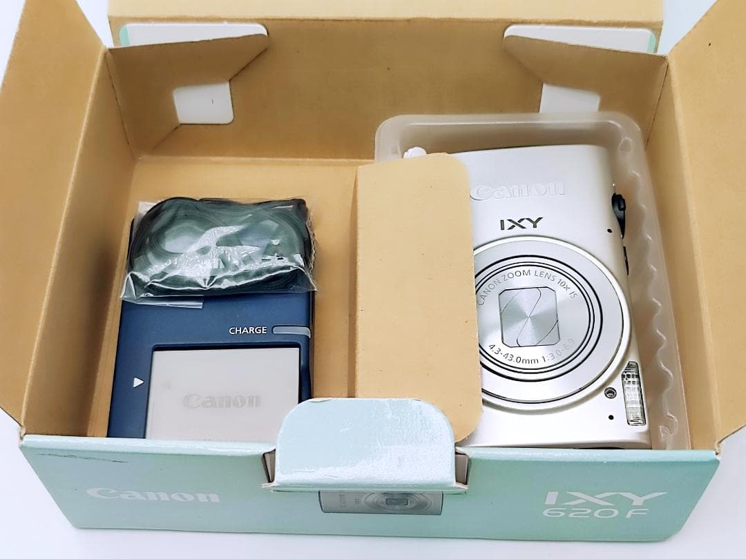 中古 Canon IXY 620F シルバー デジタルカメラ キャノン 付属品