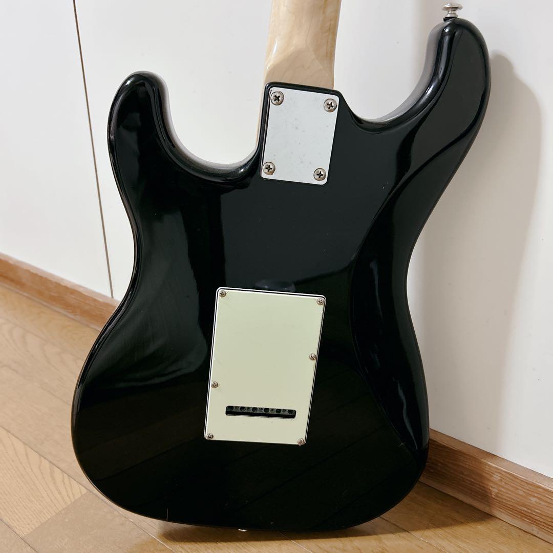 Legend エレキギター ブラックホワイト ギターケース付き(ソフト)