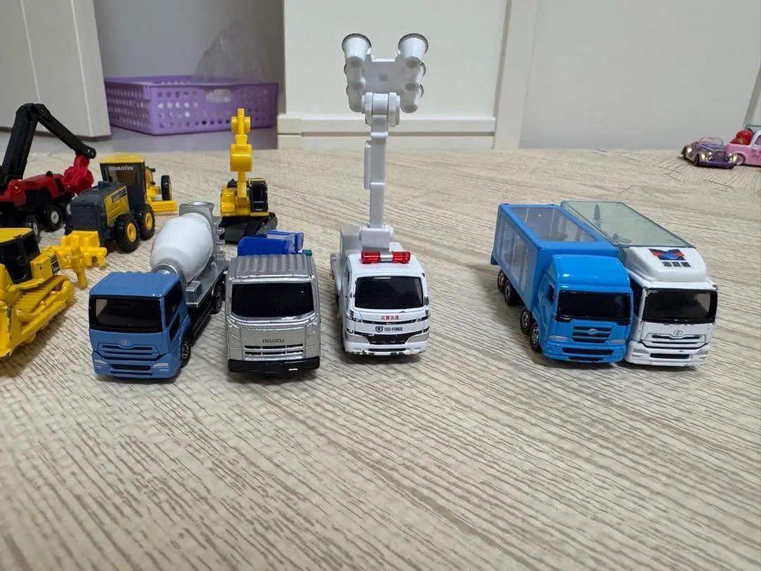 トミカ まとめ売り 63台 被りあり 全57種