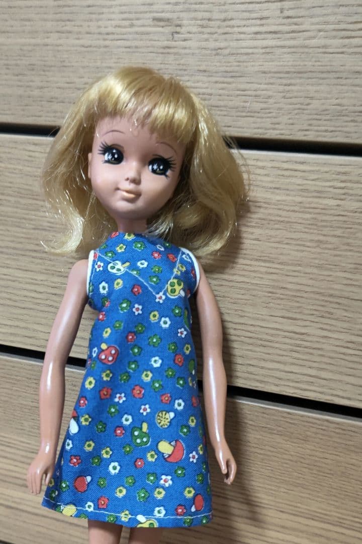 虹のナナちゃん　日焼けしちゃったシバ製作所