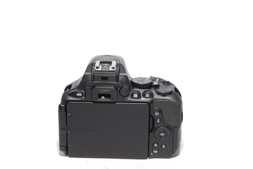 ✨Nikon D5600 ✨ダブルレンズ✨ショット数小✨初心者おすすめ✨一眼レフ